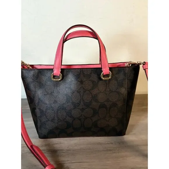 Coach CROSSBODY PURSE Alice Satchel Dark Signature Canvas &‎ Rouge Pink Trim - Picture 4 of 8